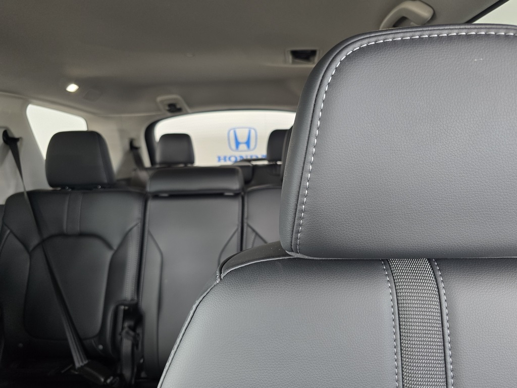 Thumbnail: 2025 Honda Pilot - 24