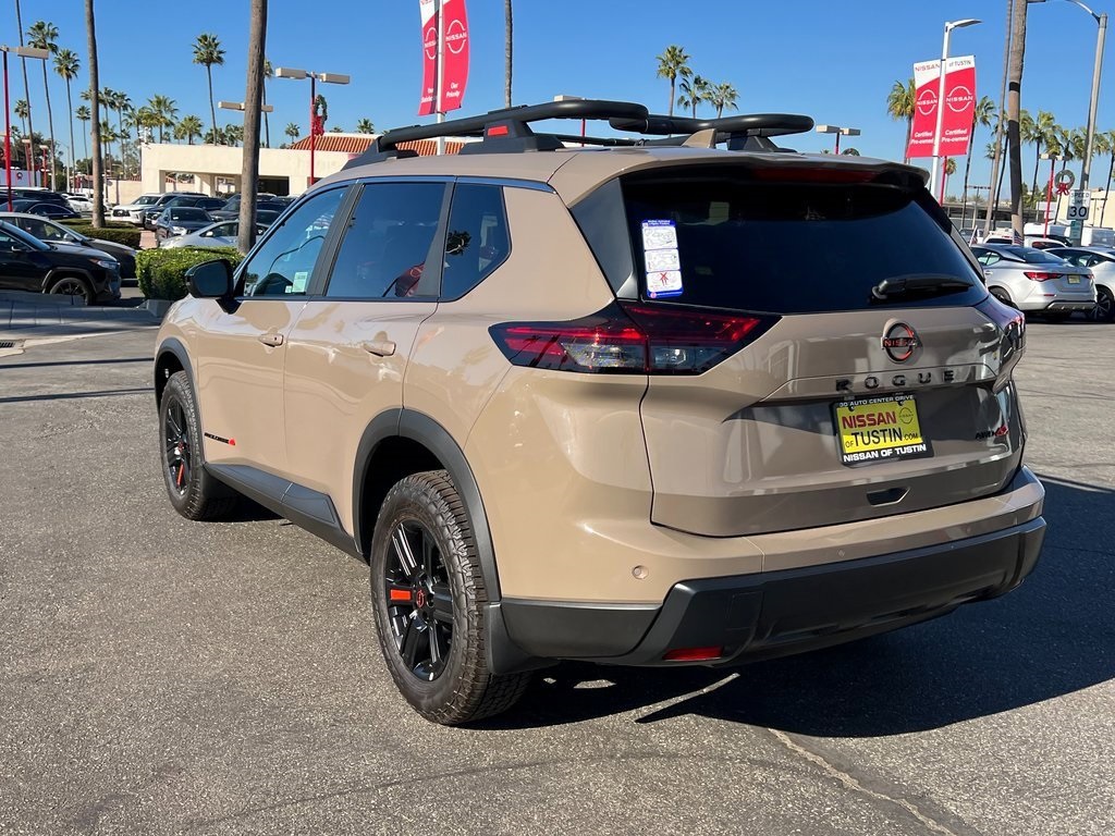 2025 Nissan Rogue SV photo 4