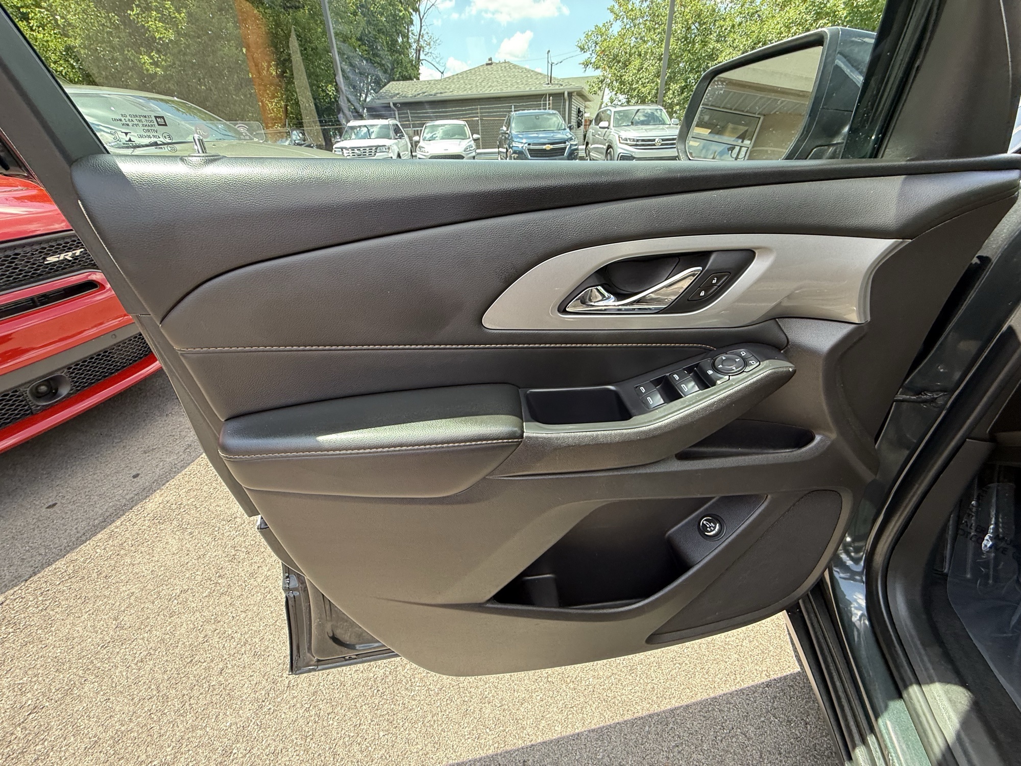 2011 Chevrolet HHR 2LT photo 52