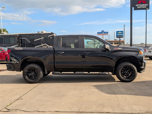 2020 Chevrolet Silverado 1500 Custom Trail Boss - 3