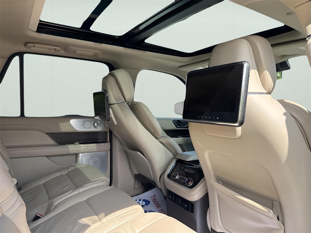 2020 Lincoln Navigator L