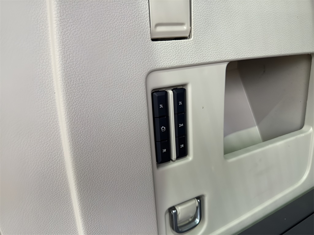 2020 Lincoln Navigator L