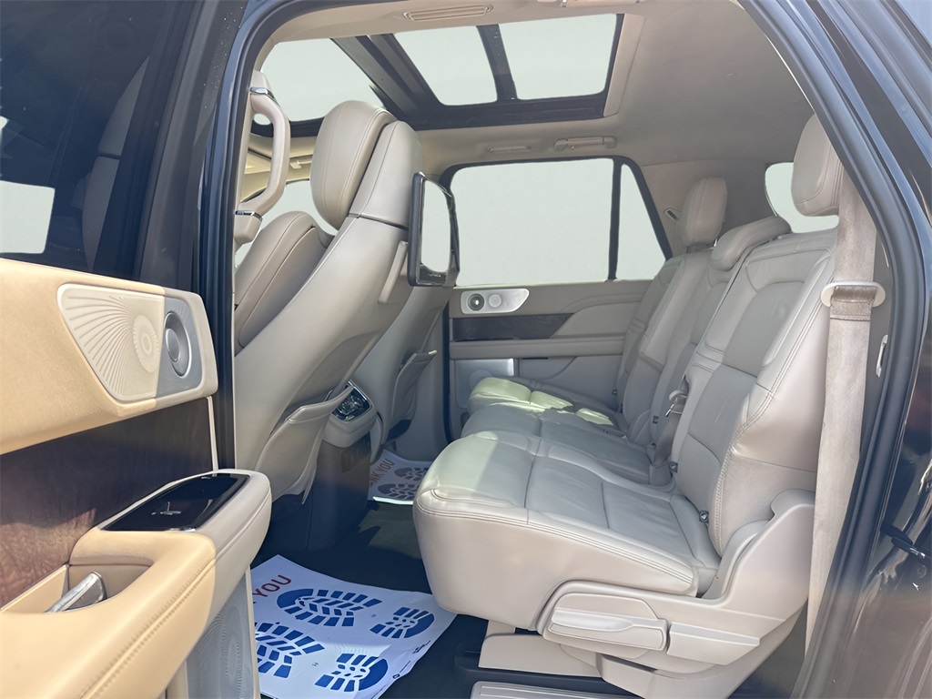2020 Lincoln Navigator L