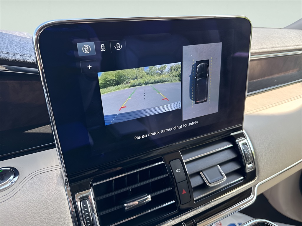 2020 Lincoln Navigator L