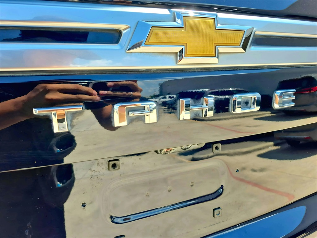 2022 Chevrolet Tahoe High Country Blue at Bayway Cadillac of The Woodlands