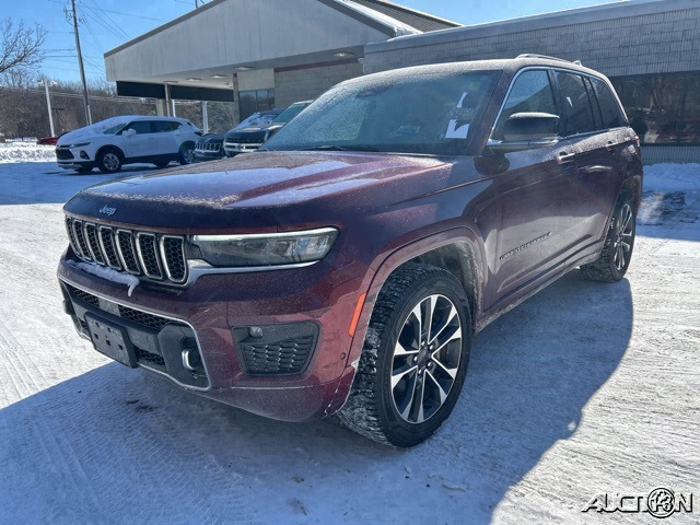 2022 Jeep Grand Cherokee Overland 4WD