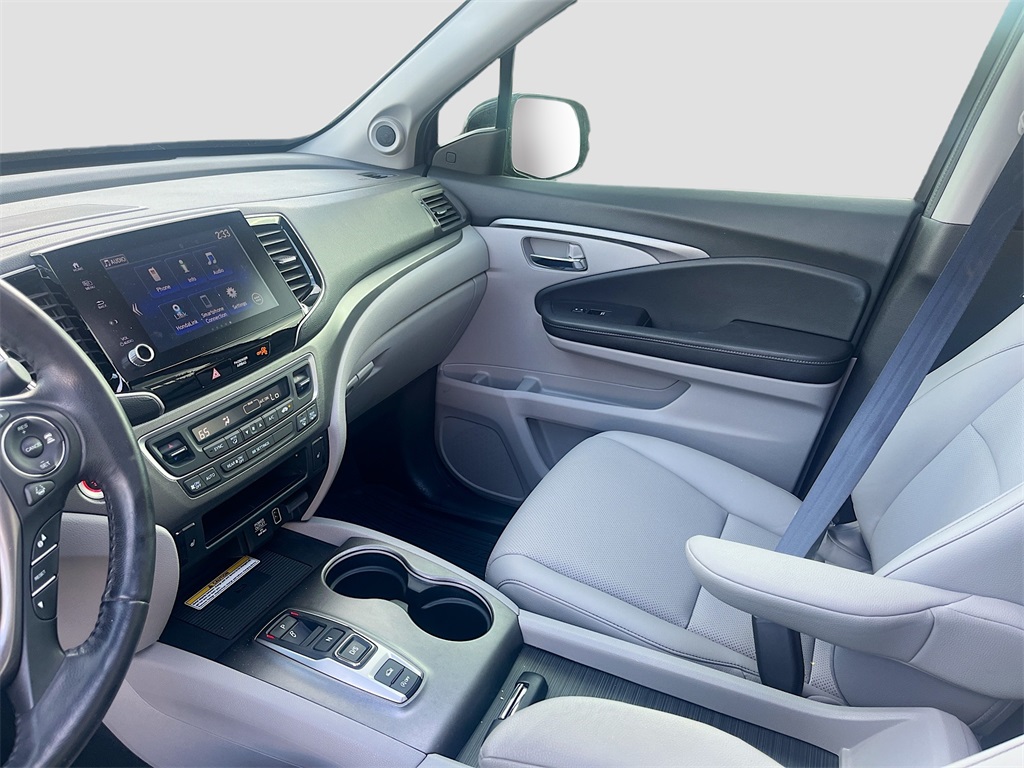 2022 Honda Ridgeline RTL Blue at AutoSavvy Houston Southwest