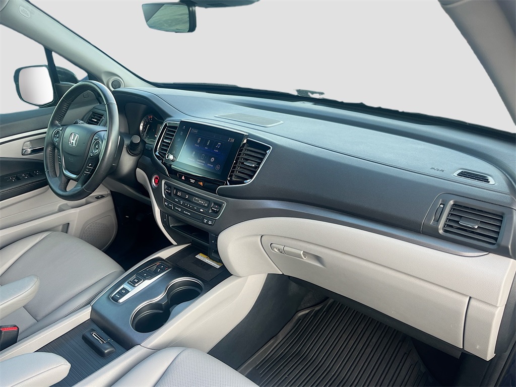 2022 Honda Ridgeline RTL Blue at AutoSavvy Houston Southwest