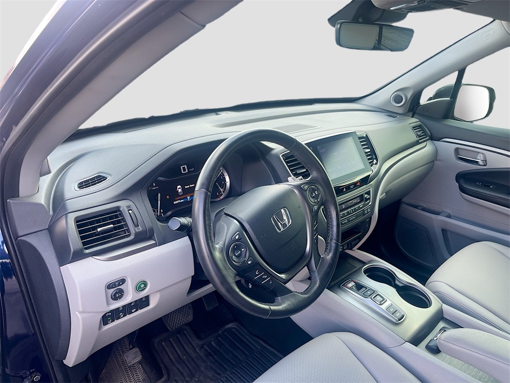 2022 Honda Ridgeline RTL Blue at AutoSavvy Houston Southwest