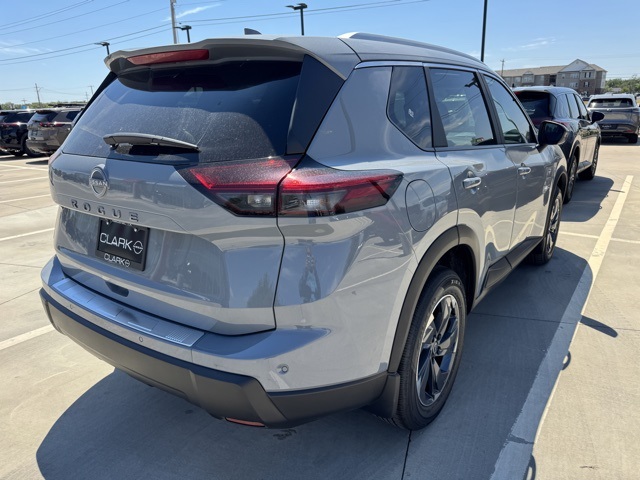 2026 Nissan Rogue SV photo 7