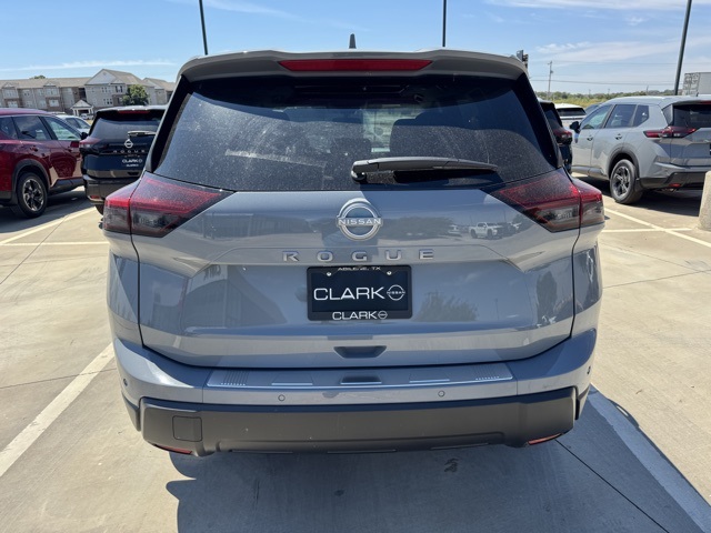 2026 Nissan Rogue SV photo 8