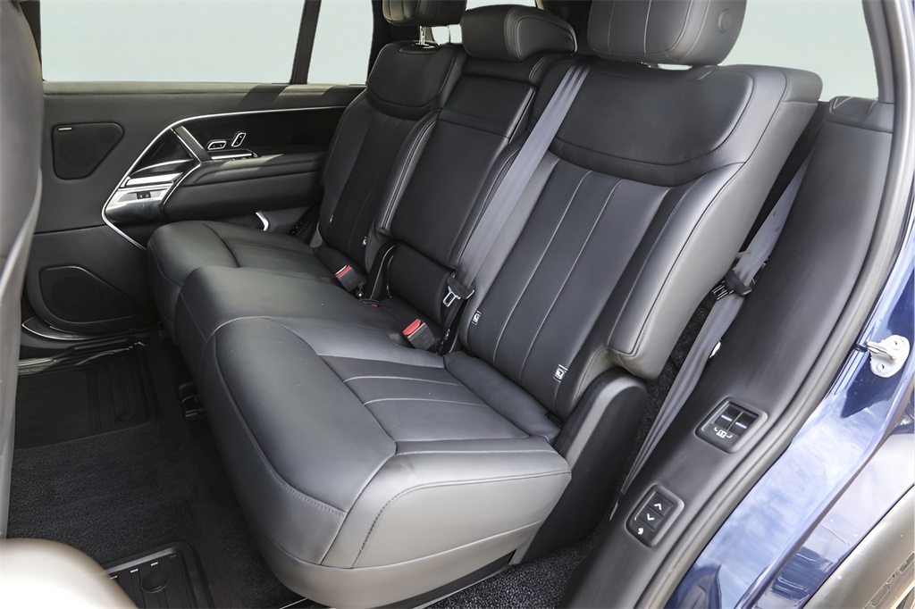 Used Car 2023 Land Rover Range Rover  Se For Sale Under $100,000 In Austin, Texas