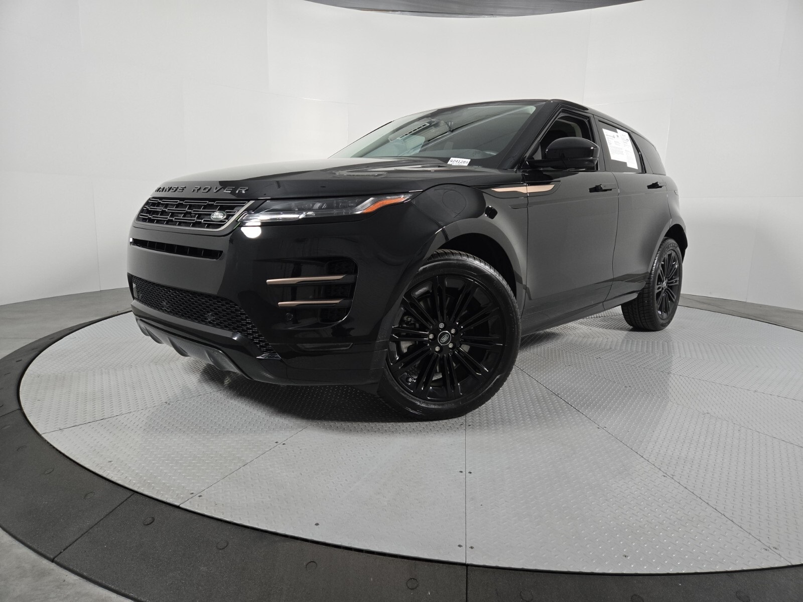 2024 Land Rover Range Rover Evoque P250 Dynamic SE AWD