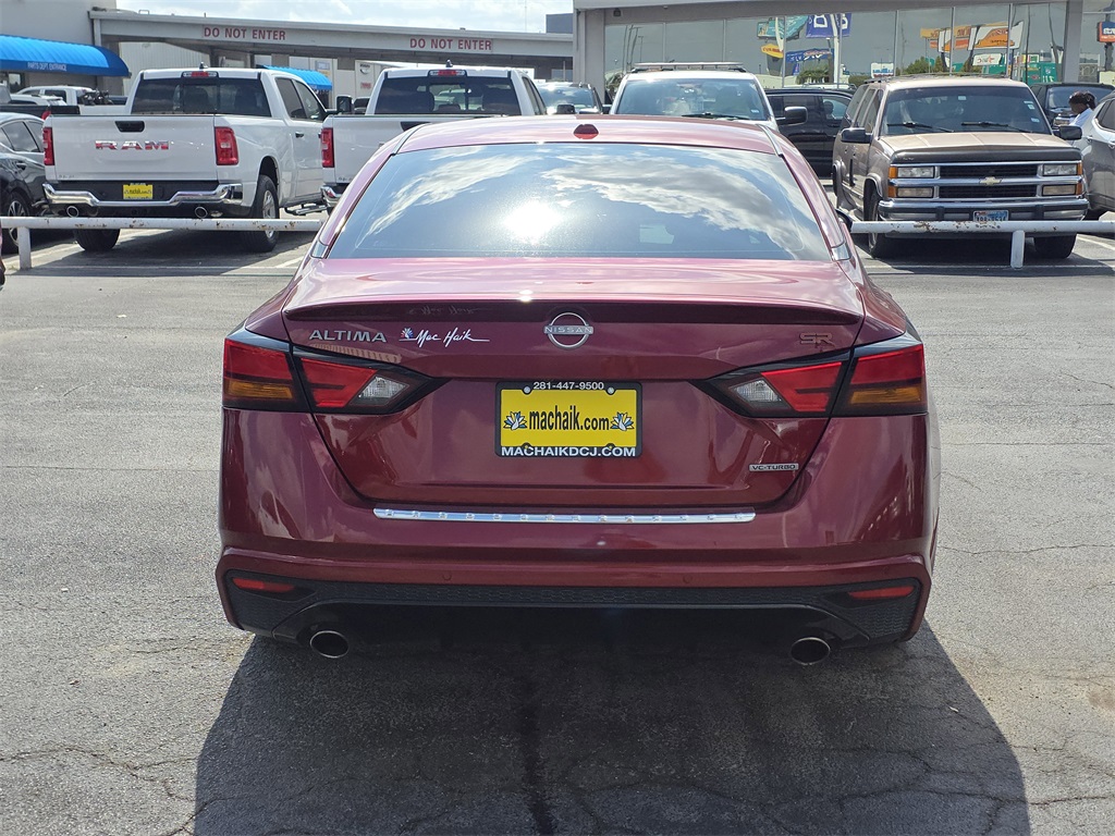2023 Nissan Altima 2.0 SR - 4