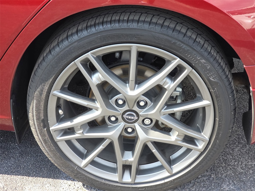 2023 Nissan Altima 2.0 SR - 7