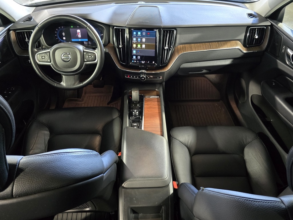 Thumbnail: 2022 Volvo XC60 - 29