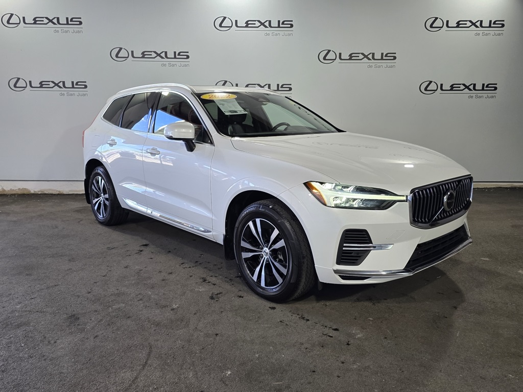 Thumbnail: 2022 Volvo XC60 - 3