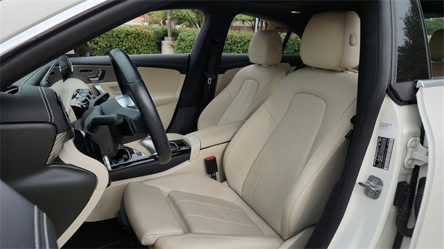 2025 Mercedes-Benz CLA