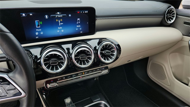 2025 Mercedes-Benz CLA