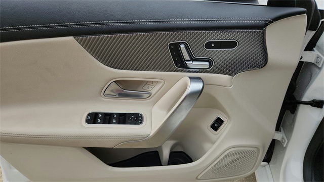 2025 Mercedes-Benz CLA