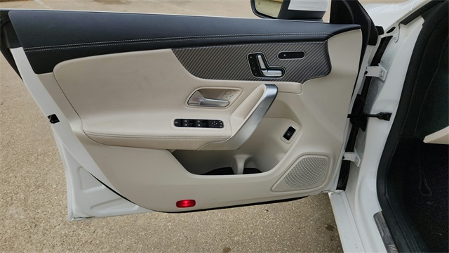 2025 Mercedes-Benz CLA