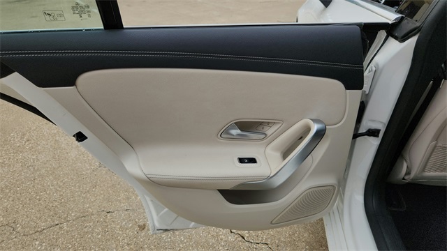 2025 Mercedes-Benz CLA