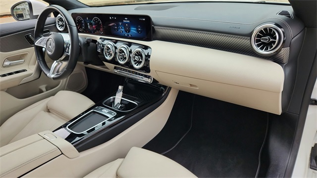 2025 Mercedes-Benz CLA