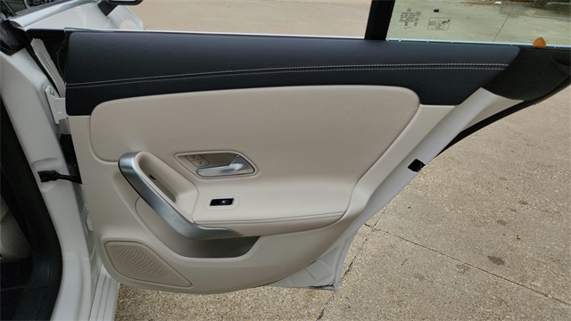 2025 Mercedes-Benz CLA