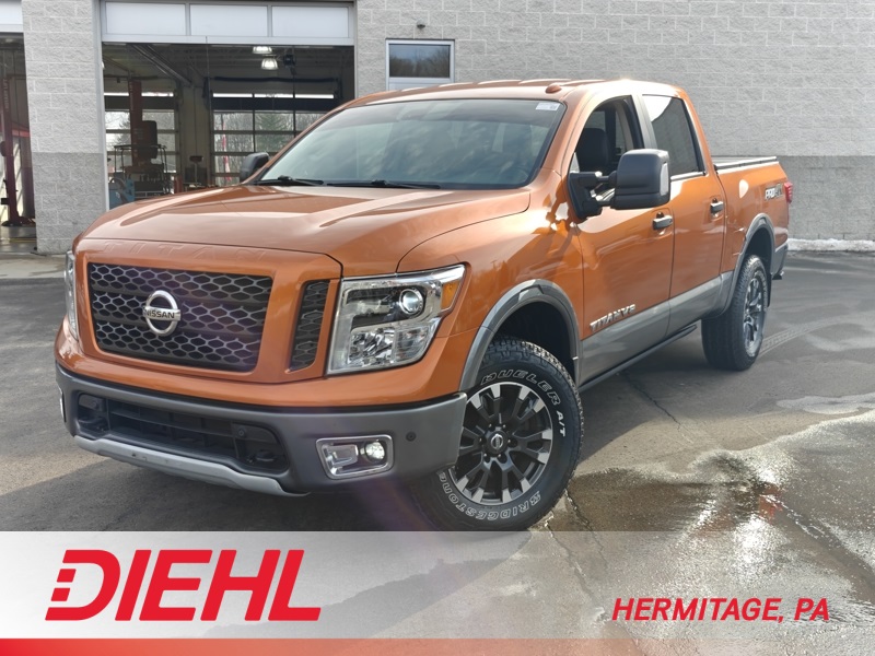 2019 Nissan Titan PRO-4X Crew Cab 4WD
