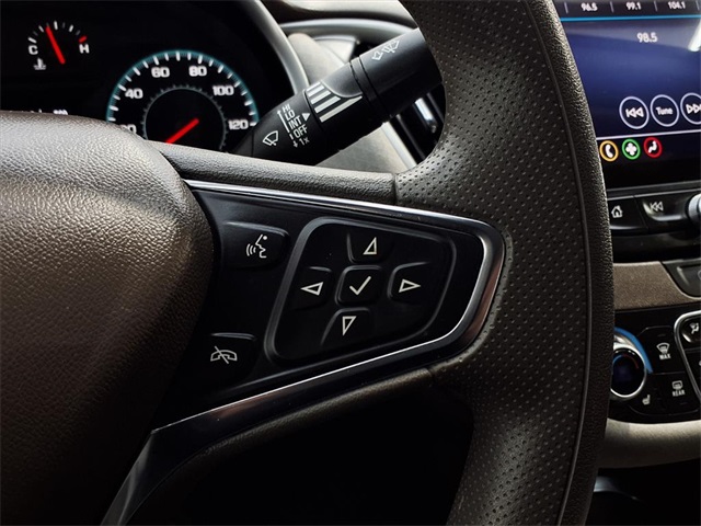 2023 Chevrolet Malibu LT - 11