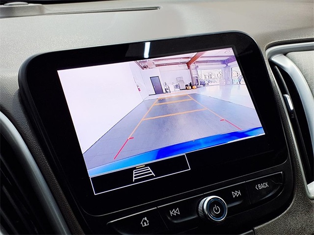 2023 Chevrolet Malibu LT - 4