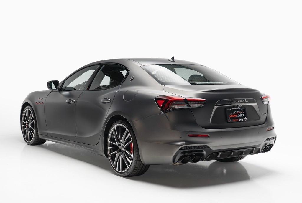 2022 Maserati Ghibli - Thumbnail 8