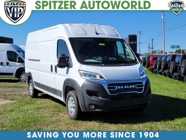 Bright White Clearcoat 2025 RAM ProMaster Van 9-Speed Automatic