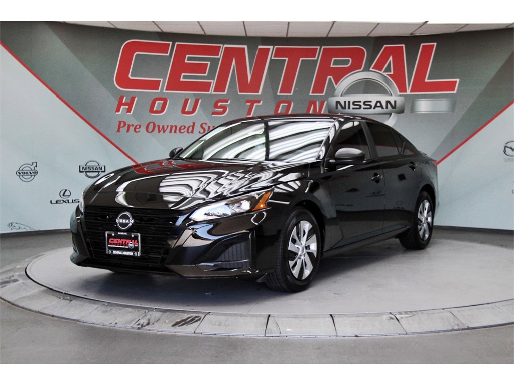 2025 Nissan Altima 2.5 S Black at Bravo Nissan