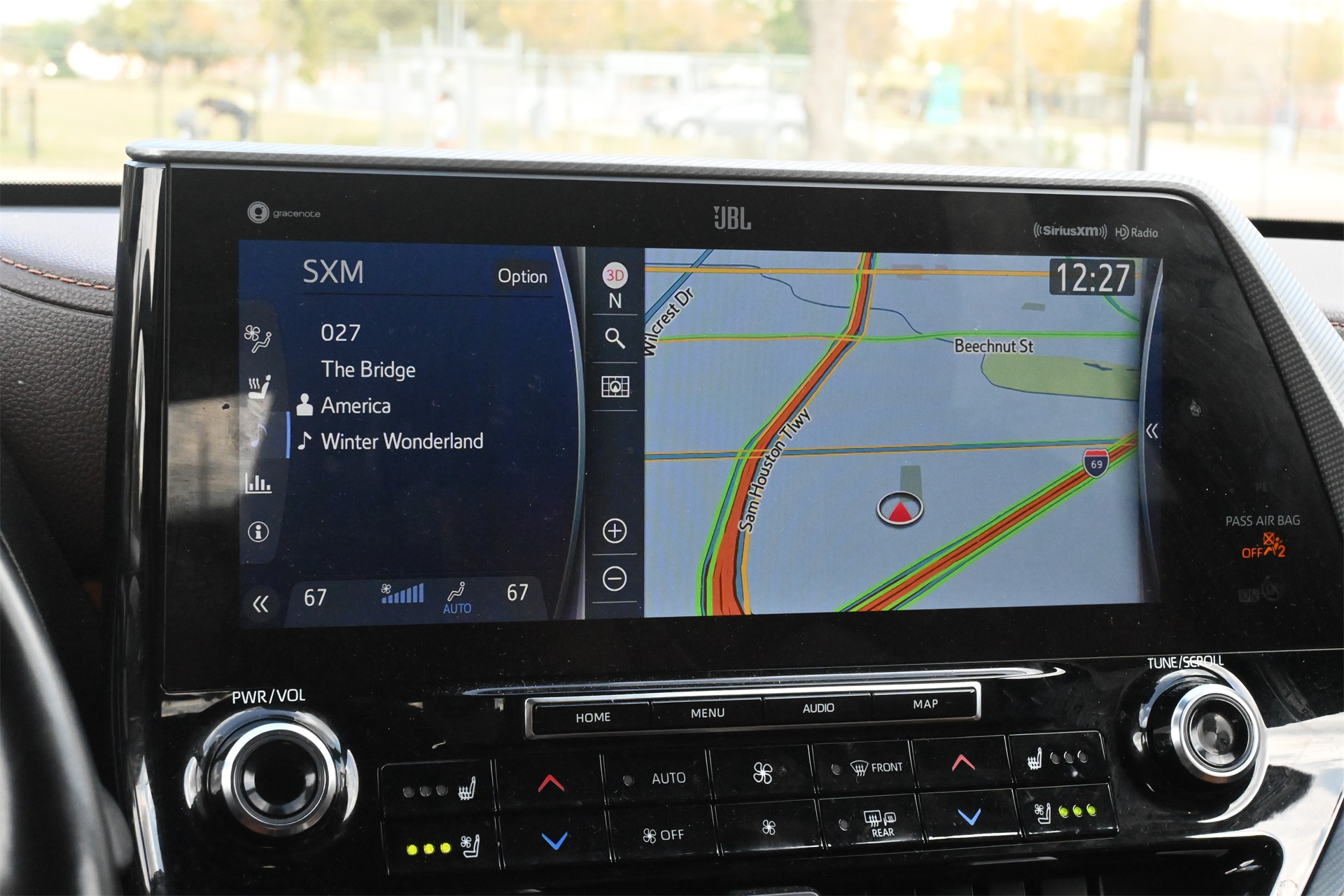 2021 Toyota Highlander Platinum White at Autostrade