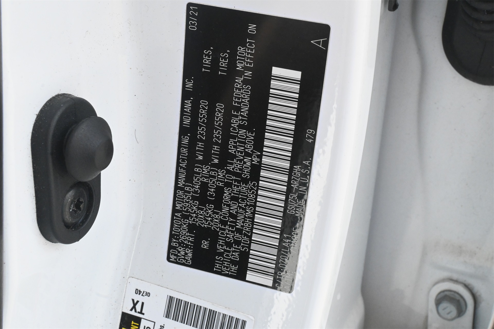 2021 Toyota Highlander Platinum White at Autostrade