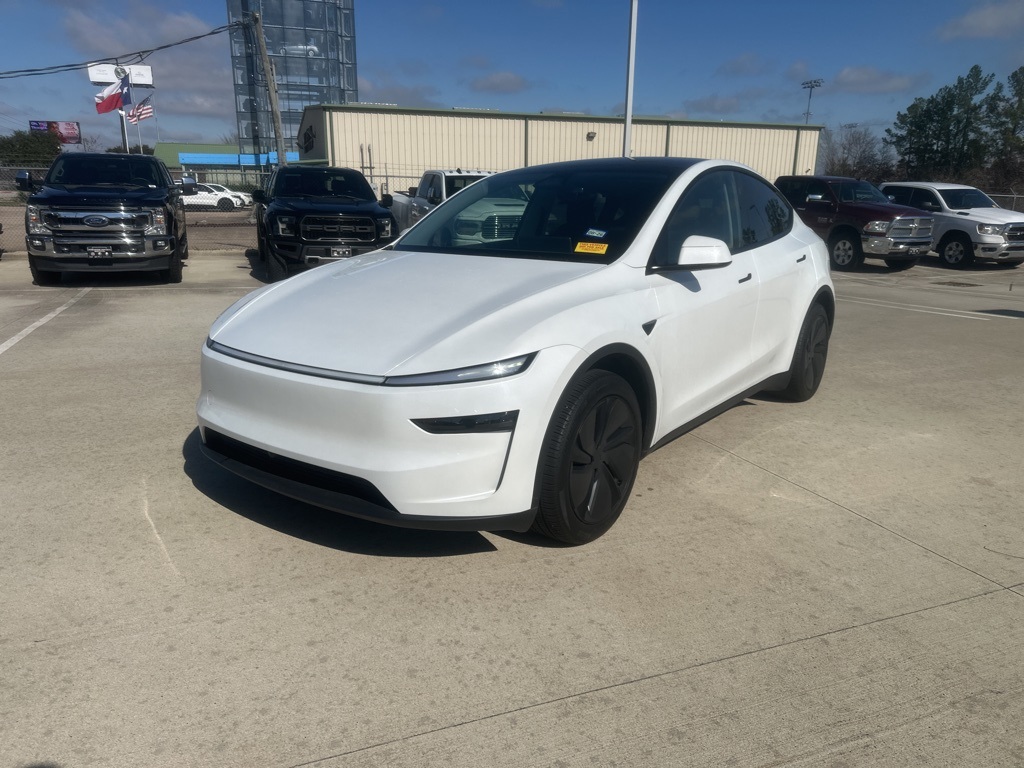 2026 Tesla Model Y Long Range RWD