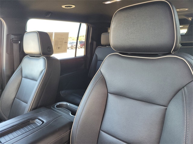 2023 Chevrolet Suburban Premier White at Baytown Hyundai