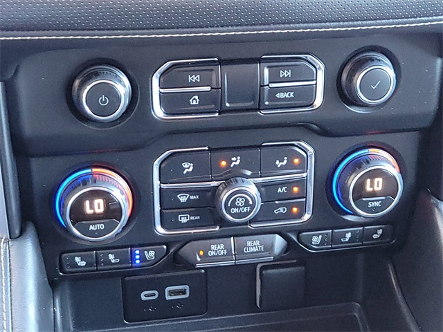 2023 Chevrolet Suburban Premier White at Baytown Hyundai