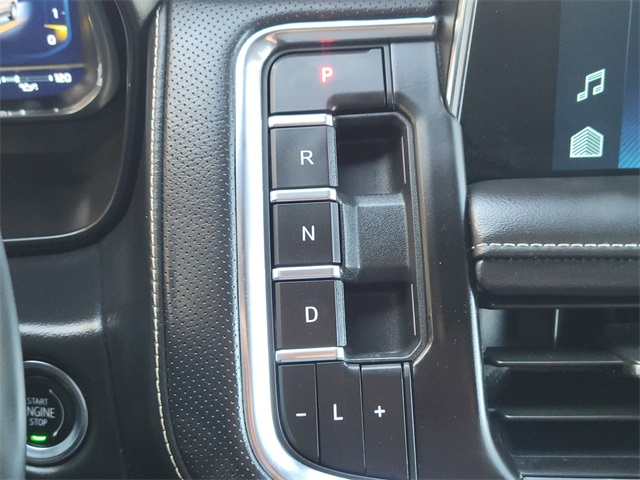 2023 Chevrolet Suburban Premier White at Baytown Hyundai