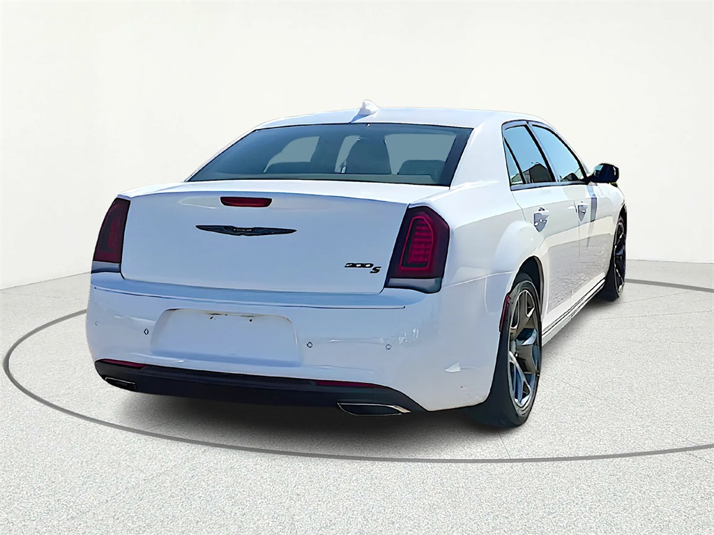 2022 Chrysler 300 S White at Toyota of Victoria