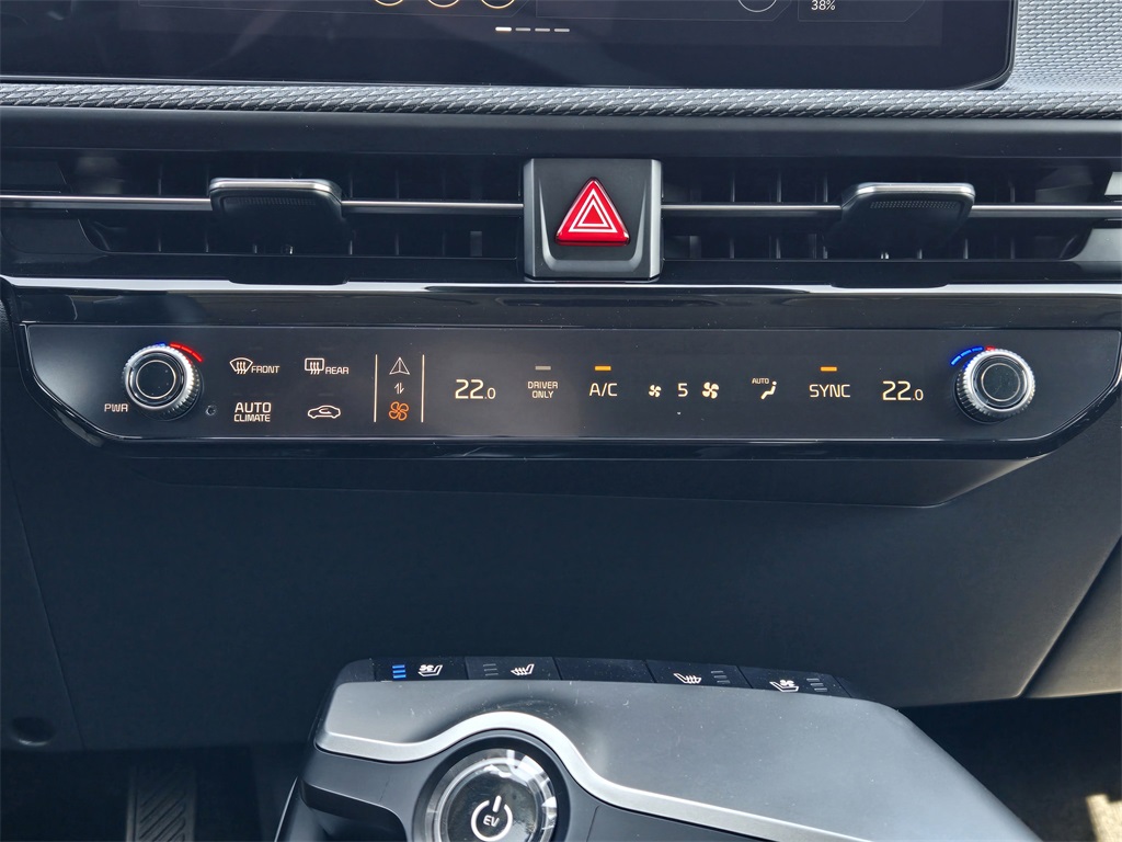 2025 Kia EV6 Wind Gray at Shottenkirk Kia Fort Bend