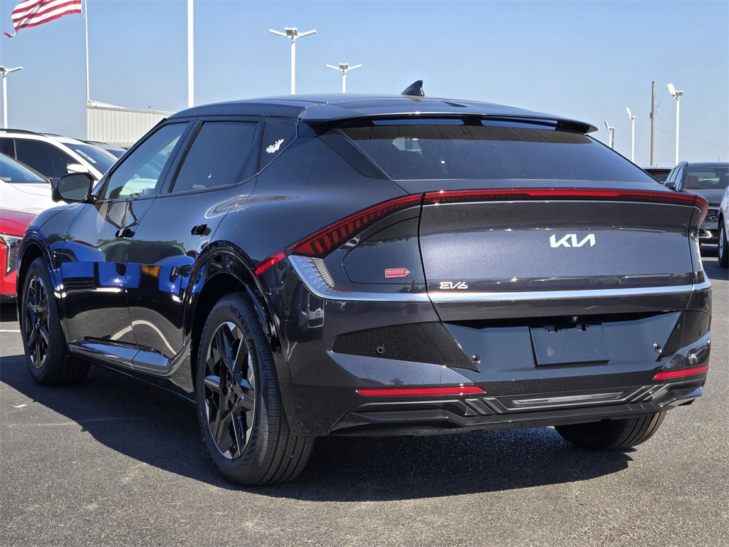 2025 Kia EV6 Wind Gray at Shottenkirk Kia Fort Bend