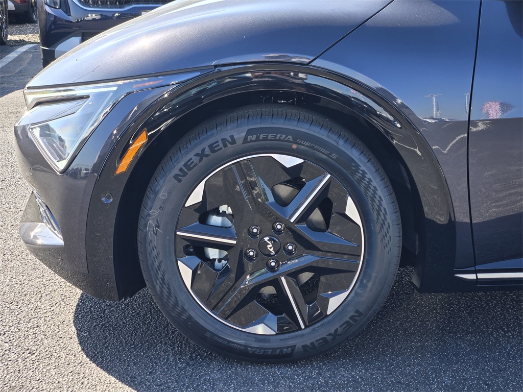2025 Kia EV6 Wind Gray at Shottenkirk Kia Fort Bend