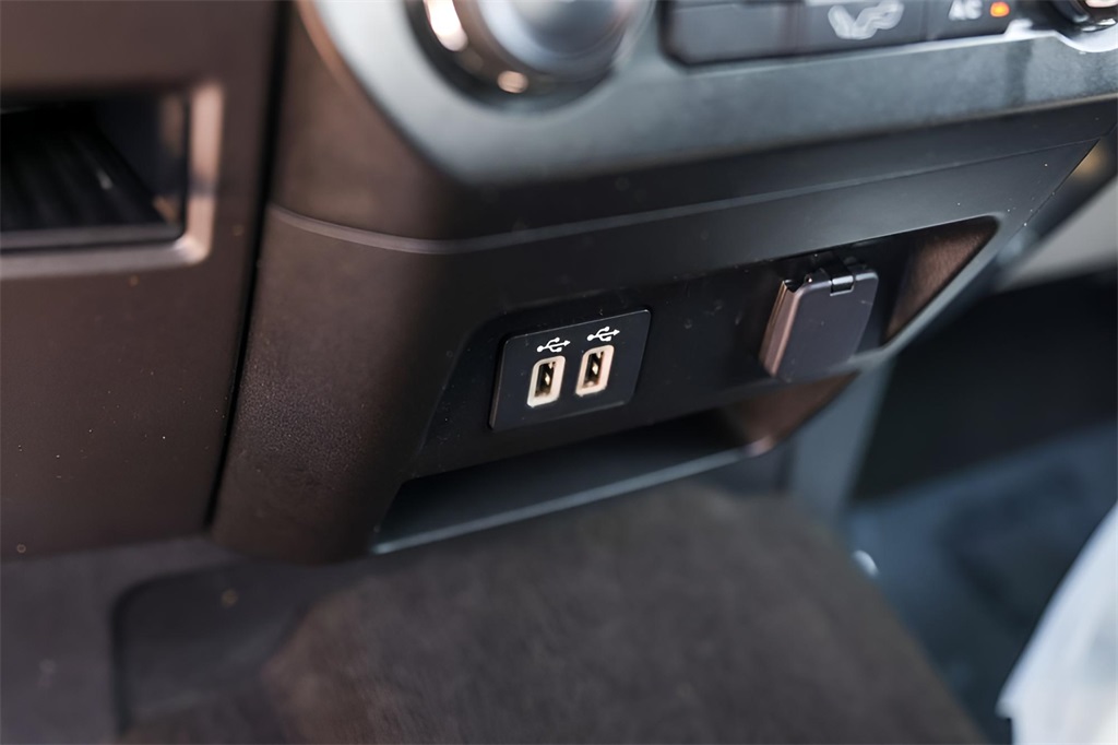 Used Car 2019 Ford F-150  Xlt For Sale Under $25,000 In Austin, Texas