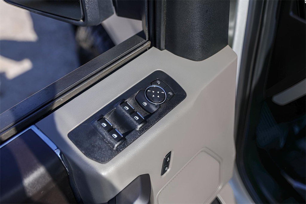 Used Car 2019 Ford F-150  Xlt For Sale Under $25,000 In Austin, Texas