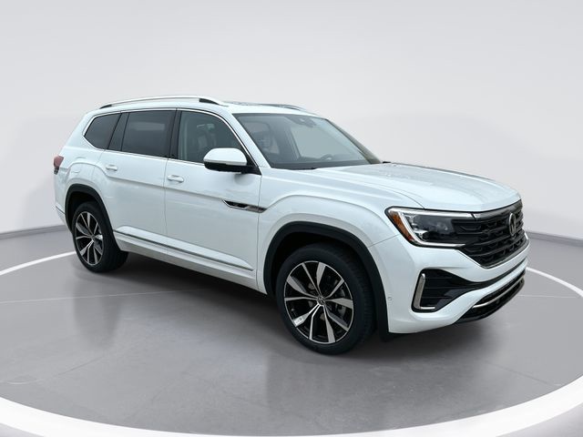 Opal White 2026 Volkswagen Atlas SUV / Crossover All-Wheel Drive 8-Speed Automatic