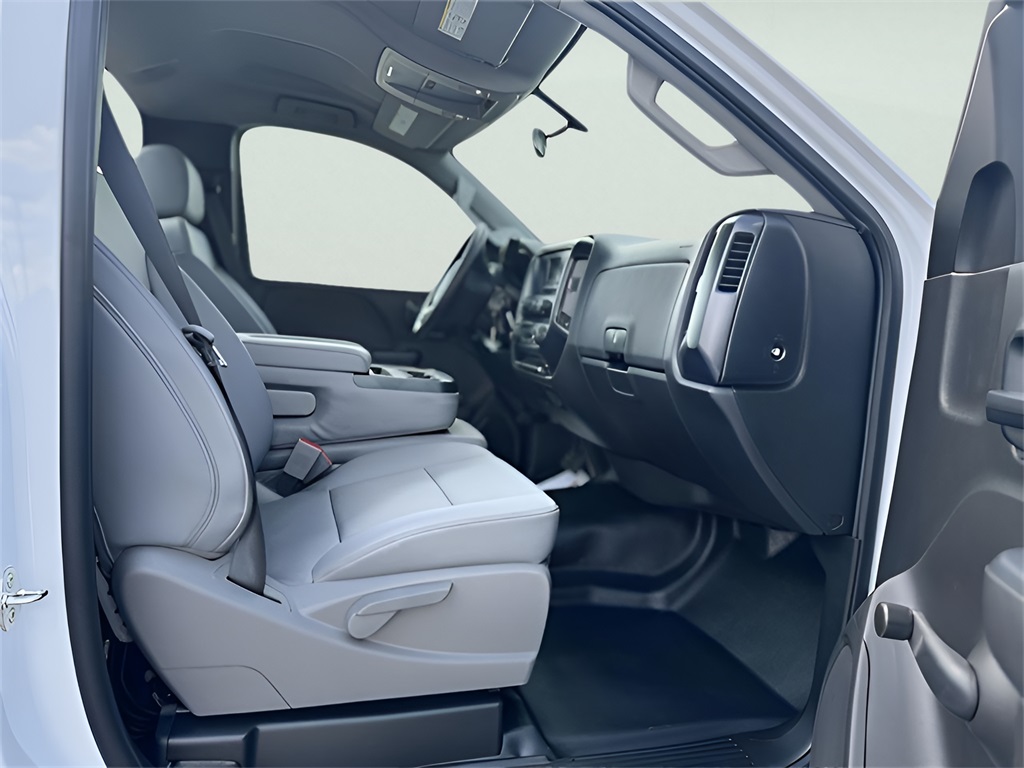 2024 Chevrolet Silverado 6500HD