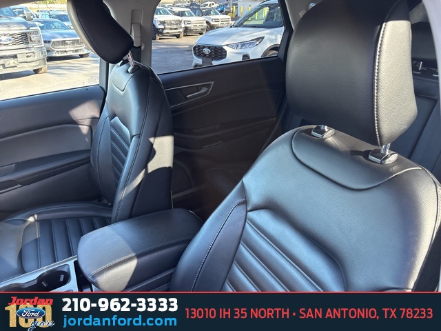 Used Car 2022 Ford Edge  For Sale Under $25,000 In San Antonio, Texas