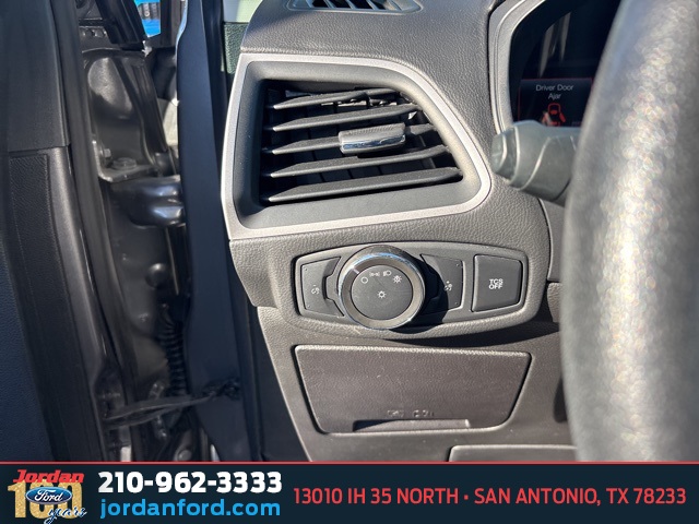 Used Car 2022 Ford Edge  For Sale Under $25,000 In San Antonio, Texas
